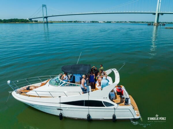 Yacht 20 Guest - Poseidón